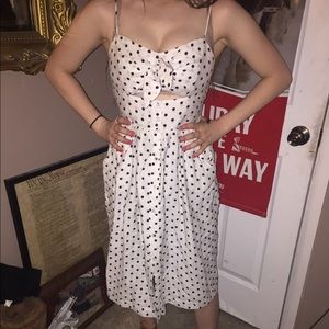 xhiliration polka dot midi sleeveless dress